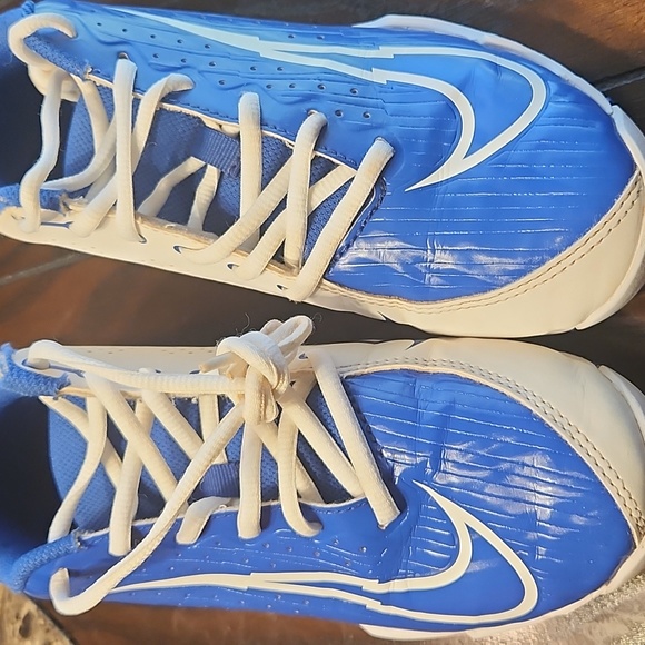 Girls youth baseball shoes - Picture 7 of 7